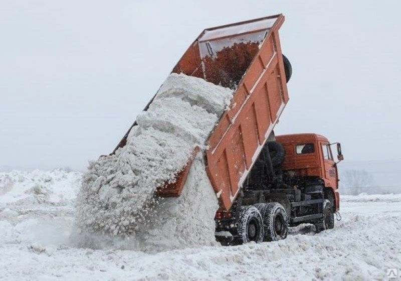 Вывоз снега самосвалами в Серпухове от ПроМусор - КАМАЗ, ЗИЛ, цена от 3048 руб